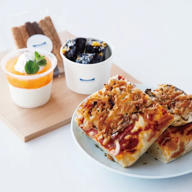 【お盆はCAFE USEUM ARITAのテイクアウトへ🍱】

8/11〜8/16のお盆期間中、
1Fフロアにてテイクアウトメニューを販売します。

今回はお子様も大喜びの
食べやすいメニューをご用