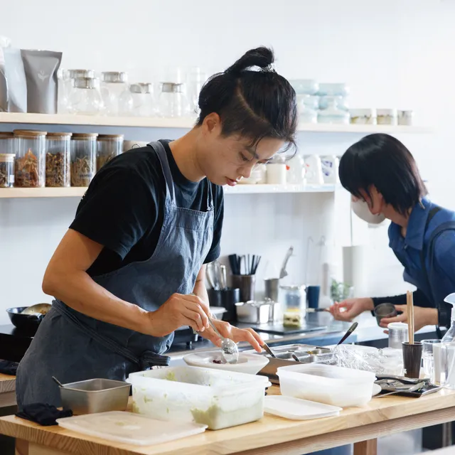 【担々麺は10月31日（土）をもって販売終了となります】

いつもCAFE USEUM ARITAをご利用いただき、ありがとうございます。

これからもお料理をスムーズにお届けし、
一品一品により丁寧