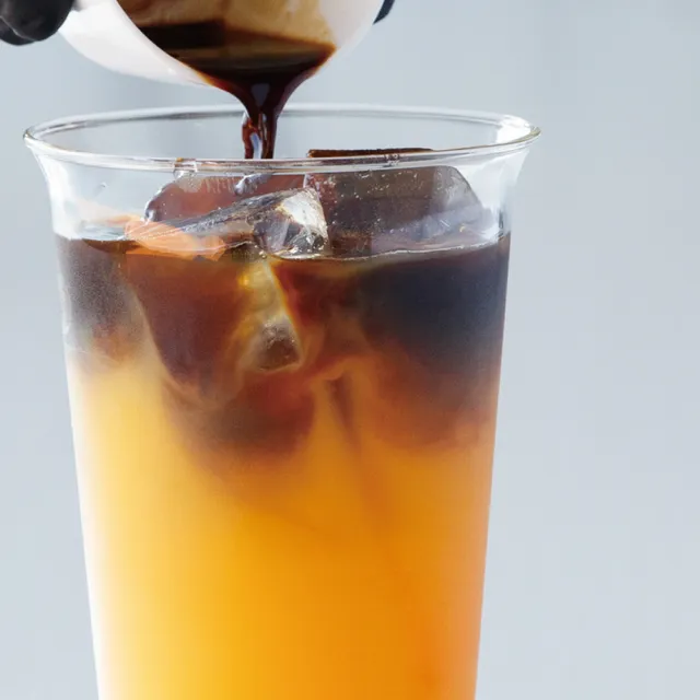 【9/15〜 新商品「エスプレッソさがみかん」が登場🍊☕️】

秋の気配を感じる季節にぴったりな、新しいドリンクが仲間入りします！

ジューシーな「さがみかん」の甘みと、
すっと抜けるエスプレッソの